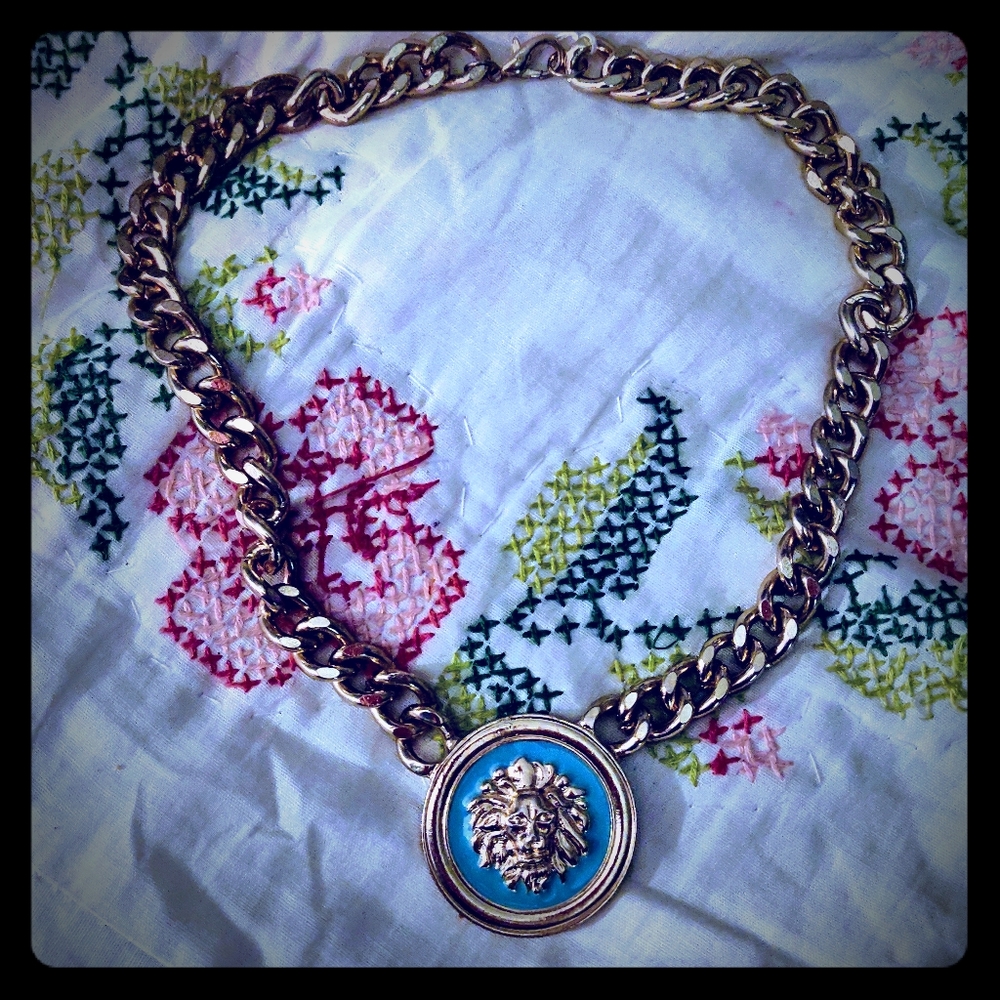 🌟Vintage Golden Lion Costume Jewelry Necklace 🌟